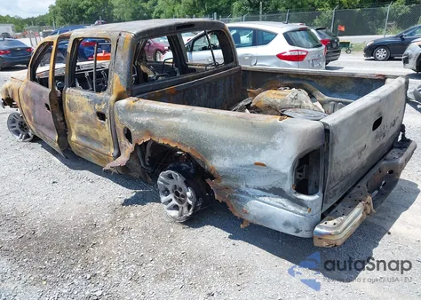 2002 Dodge Dakota Slt z USA, uszkodzony, nr VIN 1B7HG48NX2S665081